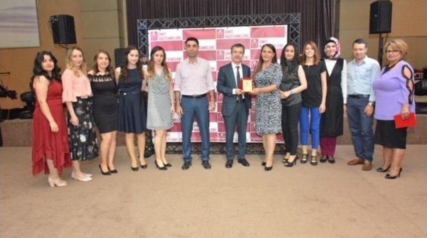 &Ouml;zel &Uuml;mit Hastanesi Hemşire Ve T&uuml;m Sağlık Personeli G&uuml;nlerini Kutladı