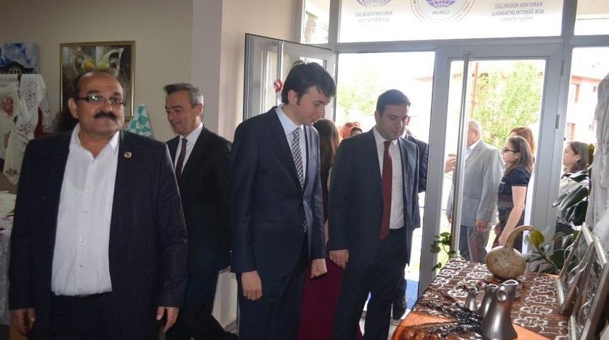 Kargı Hem&rsquo;in Yıl Sonu Sergisi B&uuml;y&uuml;k Beğeni Topladı