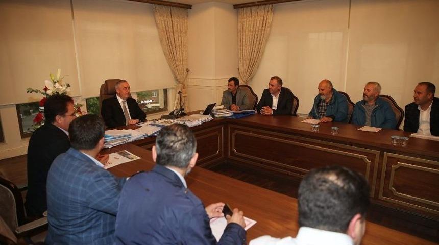 Başkan Remzi Aydın, 14 Yıllık Tapu Sorununu &Ccedil;&ouml;zd&uuml;