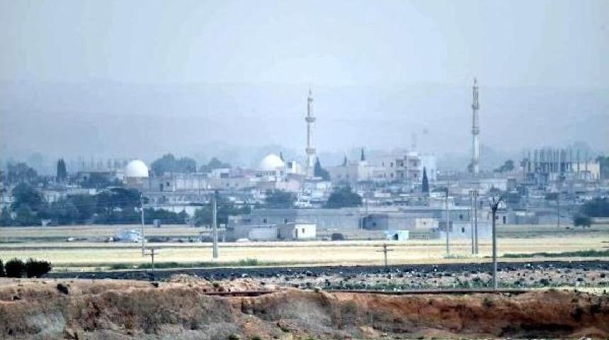 Abd'nin Rakka Operasyonu I&ccedil;in Ypg'ye Verdiği Silahlar Kamışlı'dan Tır'larla Sevk Ediliyor