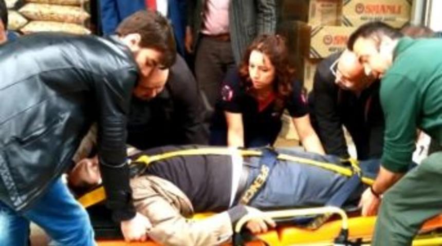 İş Yeri Sahibi Y&uuml;k Asans&ouml;r&uuml;n&uuml;n Altında Kaldı