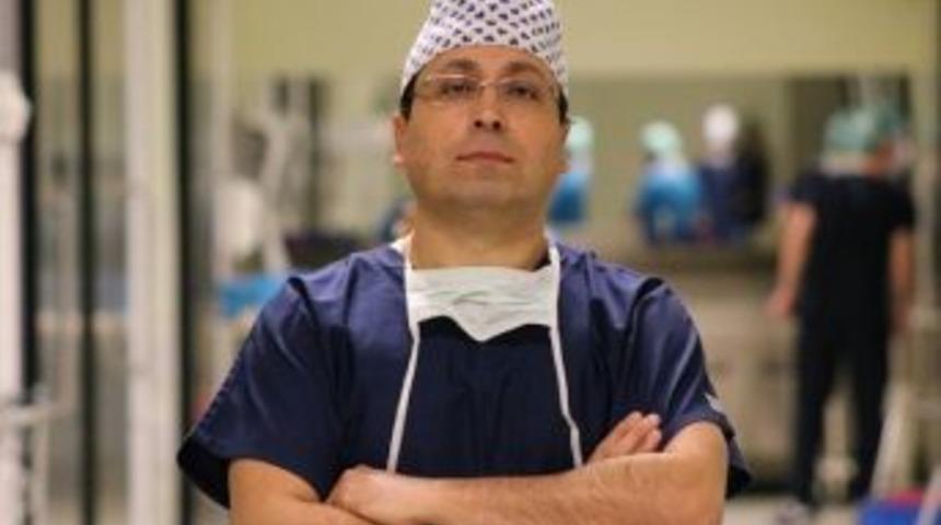 &Uuml;roloji Ameliyatlarında Robot D&ouml;nemi