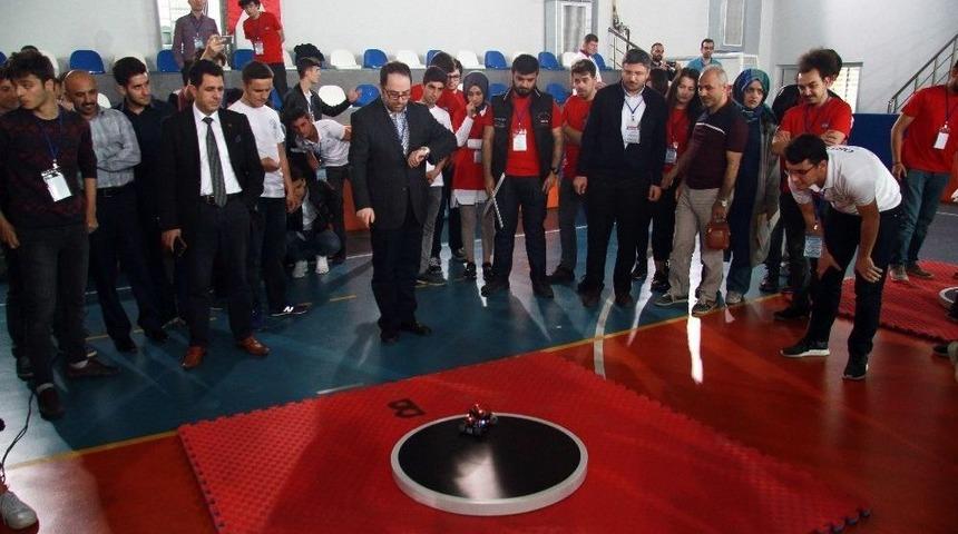 Sumocu Robotlar Bursa&rsquo;da Yarıştı