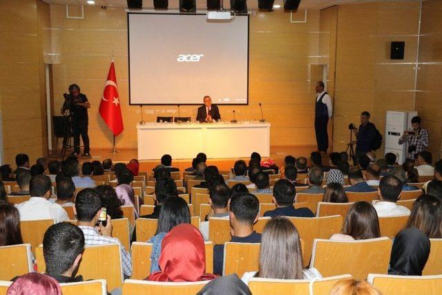 Eğitim Alanında Ülkede Yaşanan Sorunları Konuşan Güçlü, Türkiye’de Eğitim Sistemini Değerlendirdi