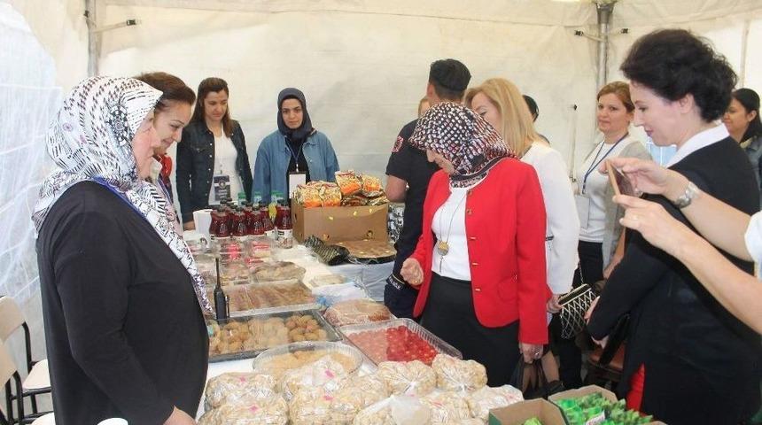 Siirt&rsquo;te Şehit &Ccedil;ocukları İ&ccedil;in Kermes A&ccedil;ıldı