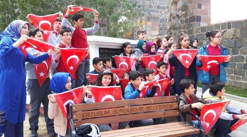 Nene Hatun&rsquo;u Kabri Başında Andılar