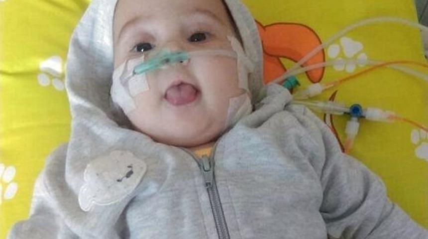 Perde, Bu Defa Simge Naz İ&ccedil;in A&ccedil;ılıyor