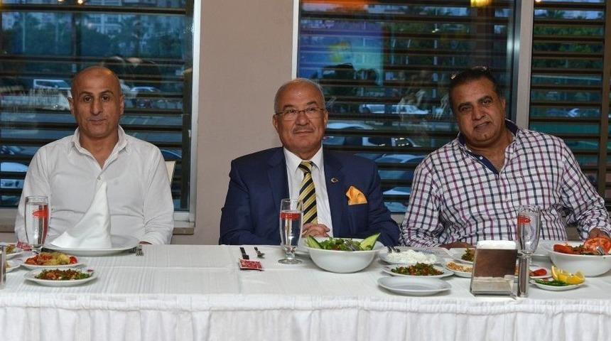 Başkan Kocamaz, Hayırsever İş Adamları İle Bir Araya Geldi