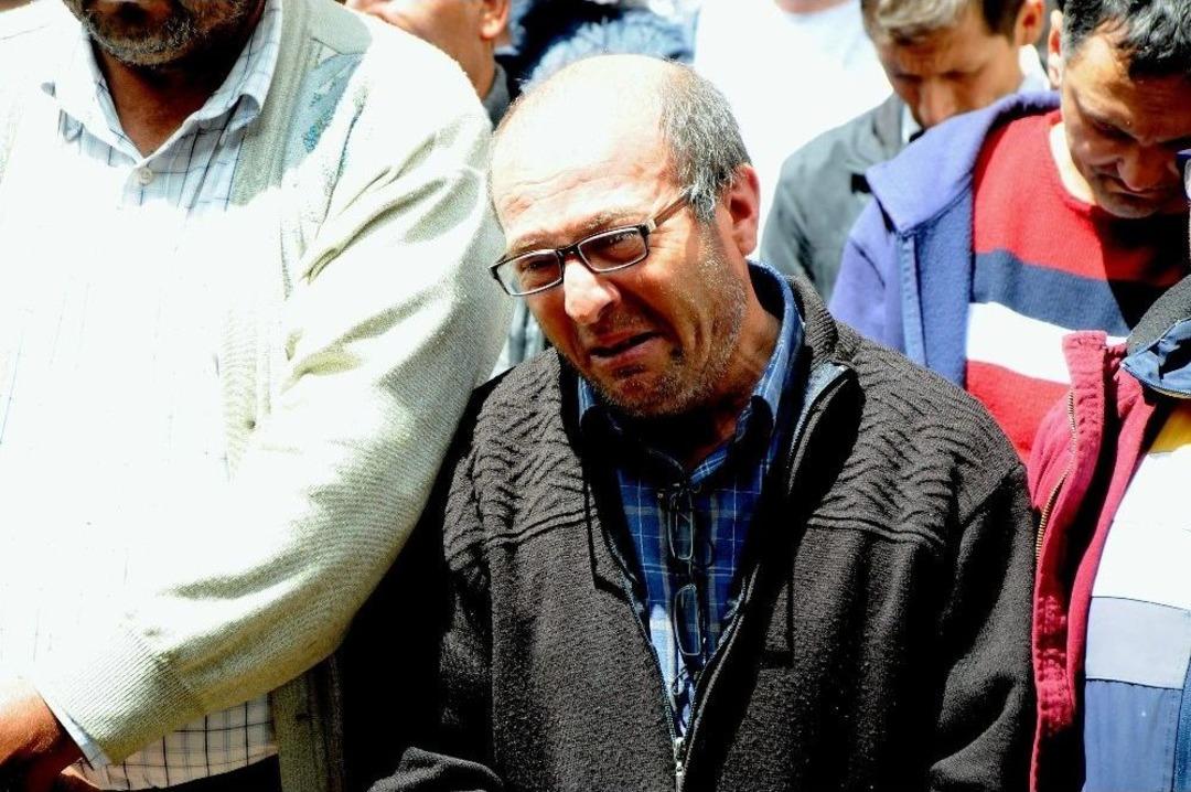 Elektrik Akımına Kapılan Gen&ccedil; Kız Son Yolculuğuna Uğurlandı