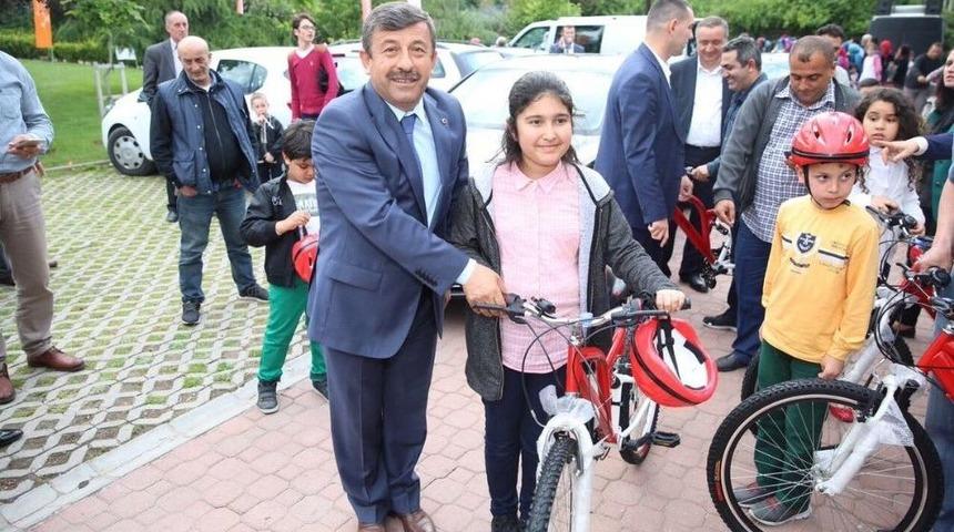 Darıcalı Öğrenciler Bisikletlerine Kavuştu