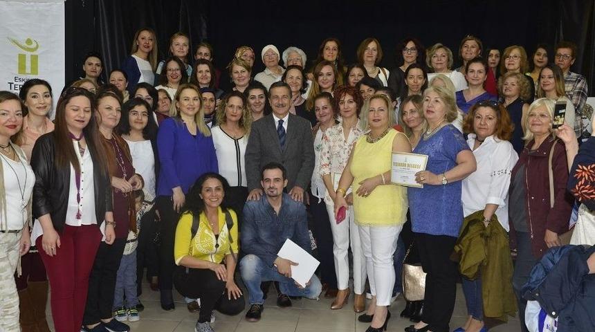 Belde Evlerinde Sergi Ve Sertifika Sevinci Yaşandı