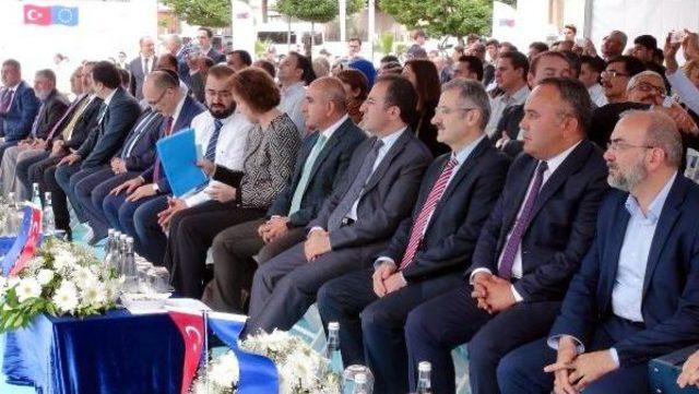 Kilis'te Göçmen Sağlığı Merkezi Açıldı