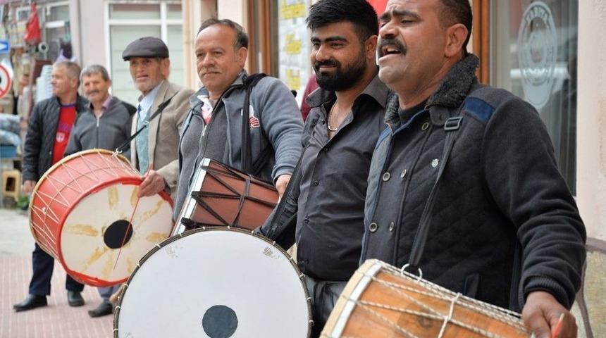 Ramazan Davulcuları H&uuml;nerlerini Sergiledi