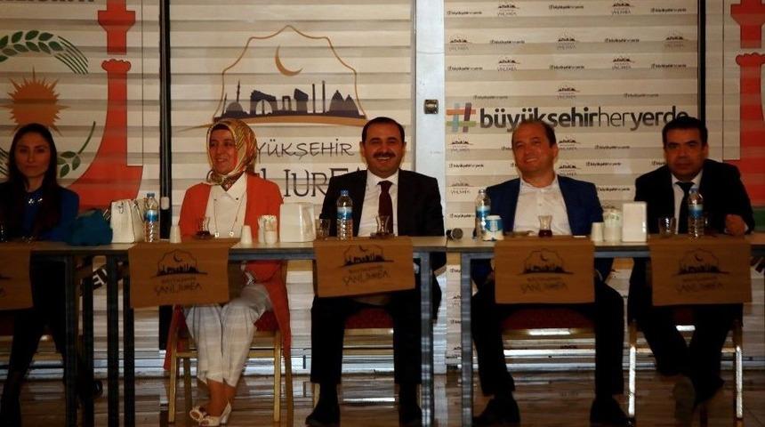 Tayini &Ccedil;ıkan Hakim Ve Savcılara Veda Yemeği