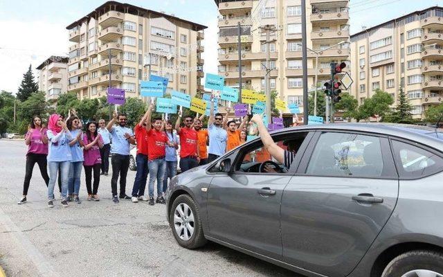 Gaün’lü Öğrencilerden Trafik Farkındalığı Projesi