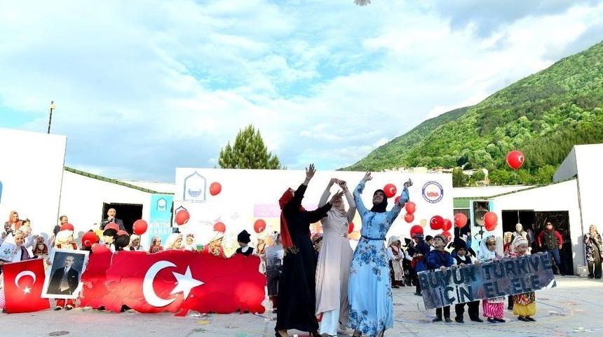 Yıldırımlı Miniklerin Mezuniyet Coşkusu