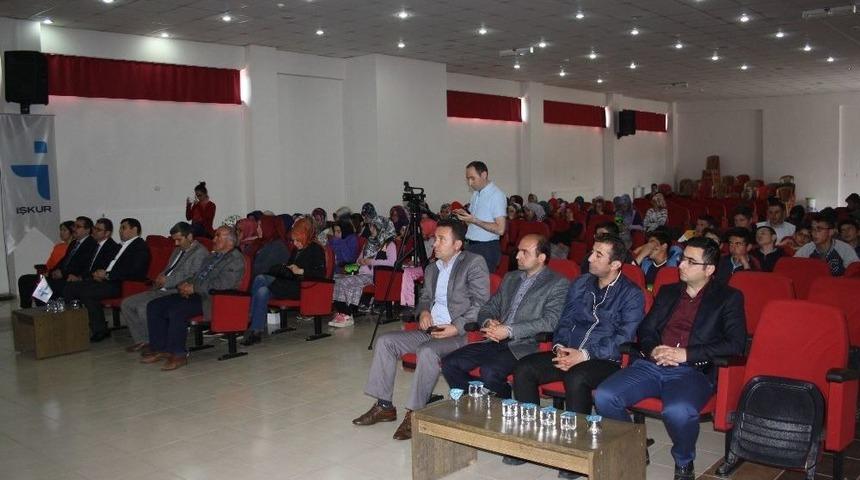 Derbent&rsquo;te Kariyer G&uuml;nleri Etkinliği