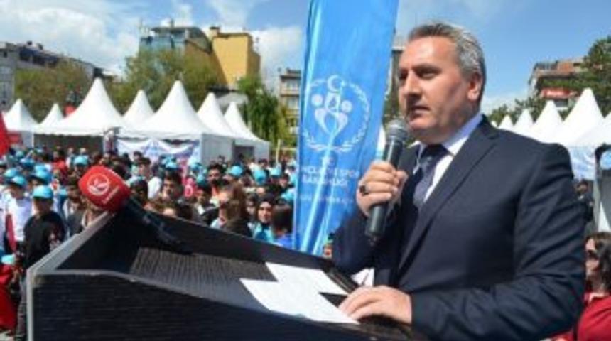 Taşkesenligil, Final Ma&ccedil;ına &Ccedil;ıkacak Olan Bb Erzurumspor&rsquo;a Başarı Dileğinde Bulundu