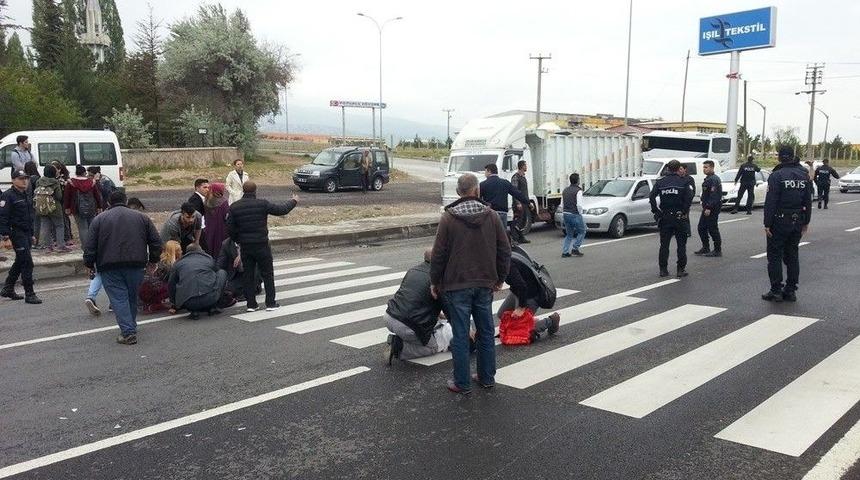 Niğde&rsquo;de Trafik Kazası: 3 Yaralı