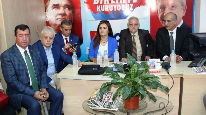 Chp Genel Başkan Yardımcısı Bing&ouml;l Ayvalık&rsquo;ta