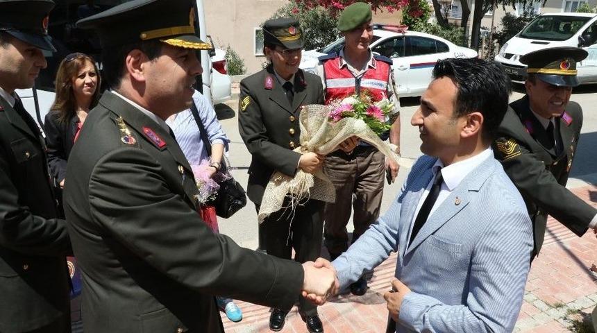 Jandarmadan Huzurevine Ziyaret