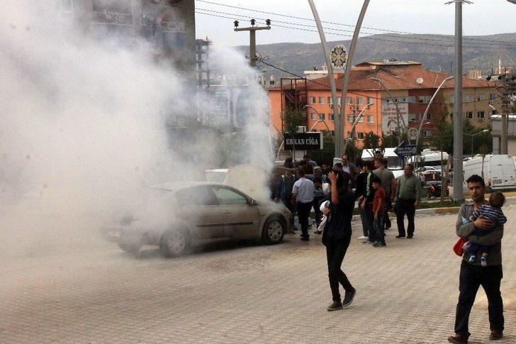 Mardin’de Seyir Halindeki Otomobil Yandı