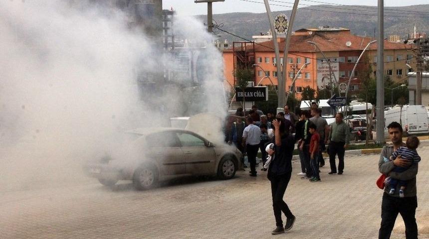 Mardin&rsquo;de Seyir Halindeki Otomobil Yandı