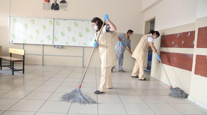 Ey&uuml;p&rsquo;teki 40 Okula &ldquo;beyaz Bayrak&rdquo;