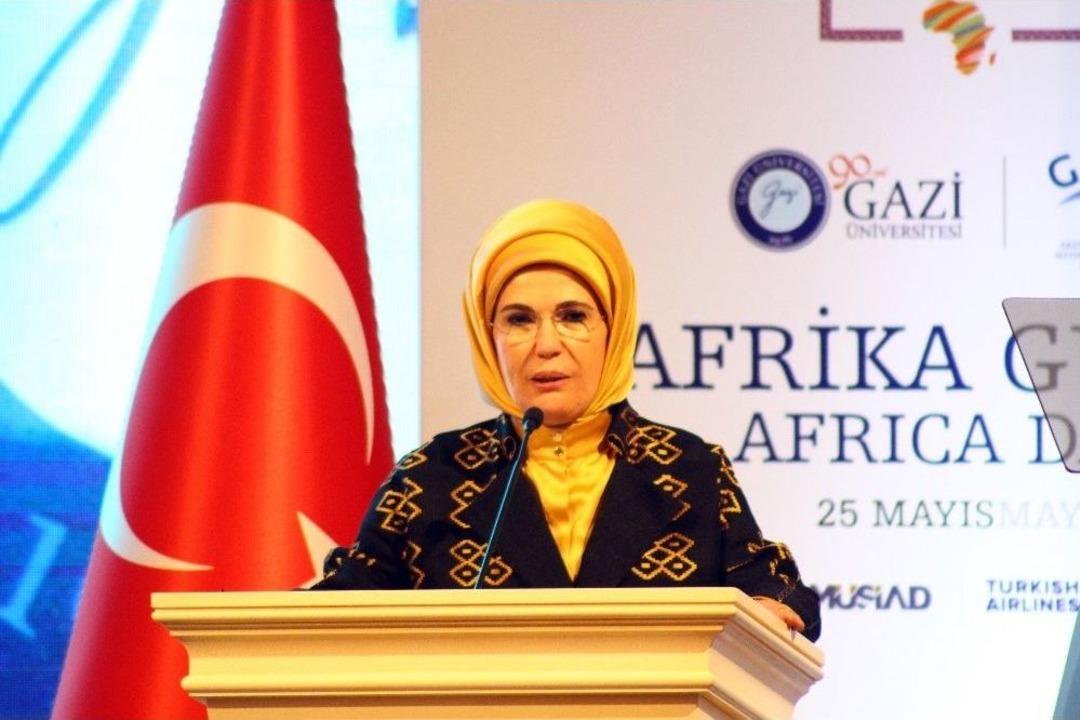Emine Erdoğan&rsquo;a "yılın Kişisi" &Ouml;d&uuml;l&uuml;