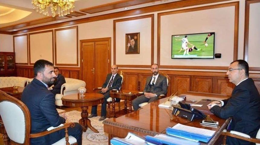 Başkan Samanlı Vali Toprak&rsquo;ı Ziyaret Etti