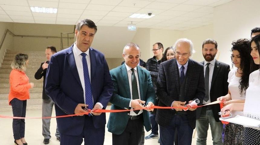 Kb&uuml;&rsquo;de &ldquo;1. Mezuniyet Projesi Sergisi&rdquo;