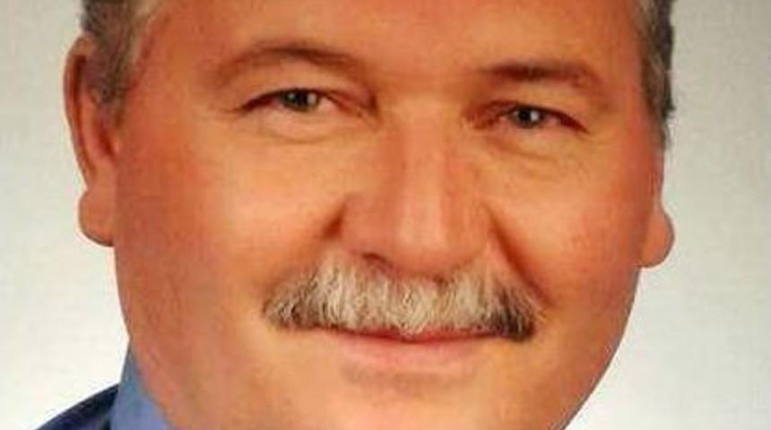 Otomobil U&ccedil;uruma Yuvarlandı: 2 &Ouml;l&uuml;