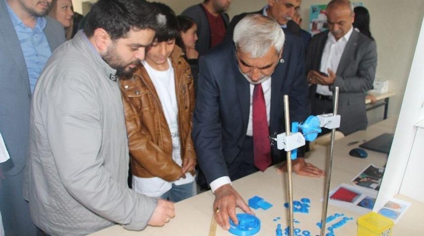 G&ouml;l&rsquo;de T&uuml;bitak 4006 Bilim Fuarı