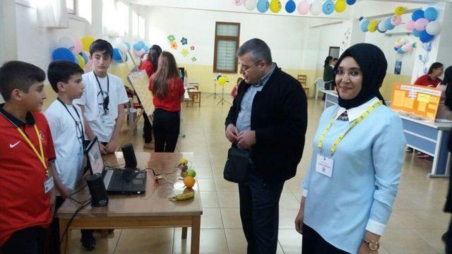 Uçhisar Haydar Çankaya Ortaokulu Tübitak Bilim Fuarı Açtı