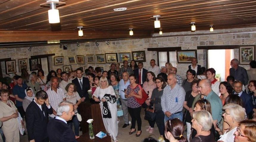Kuşadası&rsquo;nda &Uuml;&ccedil; Boyutlu Katı Sanatı Sergisi A&ccedil;ıldı