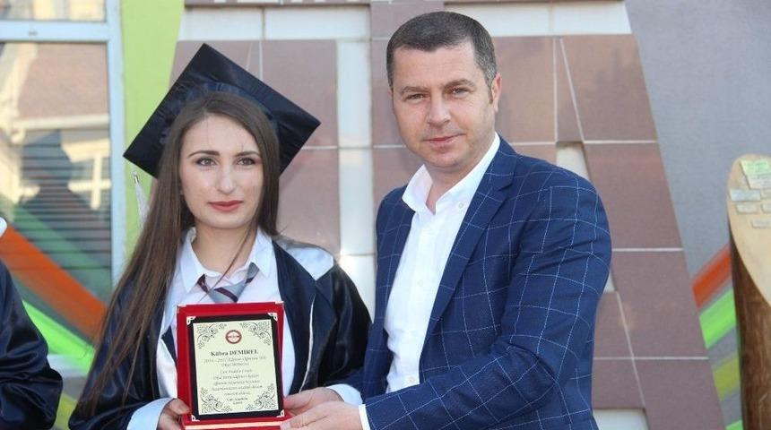 Çan Anadolu Lisesi 128 Öğrenciyi Mezun Etti