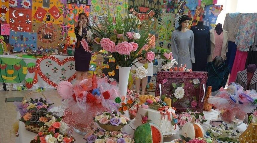 Gelibolu&rsquo;da Sosyal Yardımlaşma Sergisi