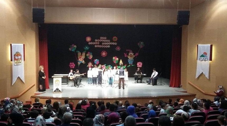 (&ouml;zel Haber) Suriyeli Ve T&uuml;rk &Ouml;ğrencilerden Muhteşem G&ouml;steri