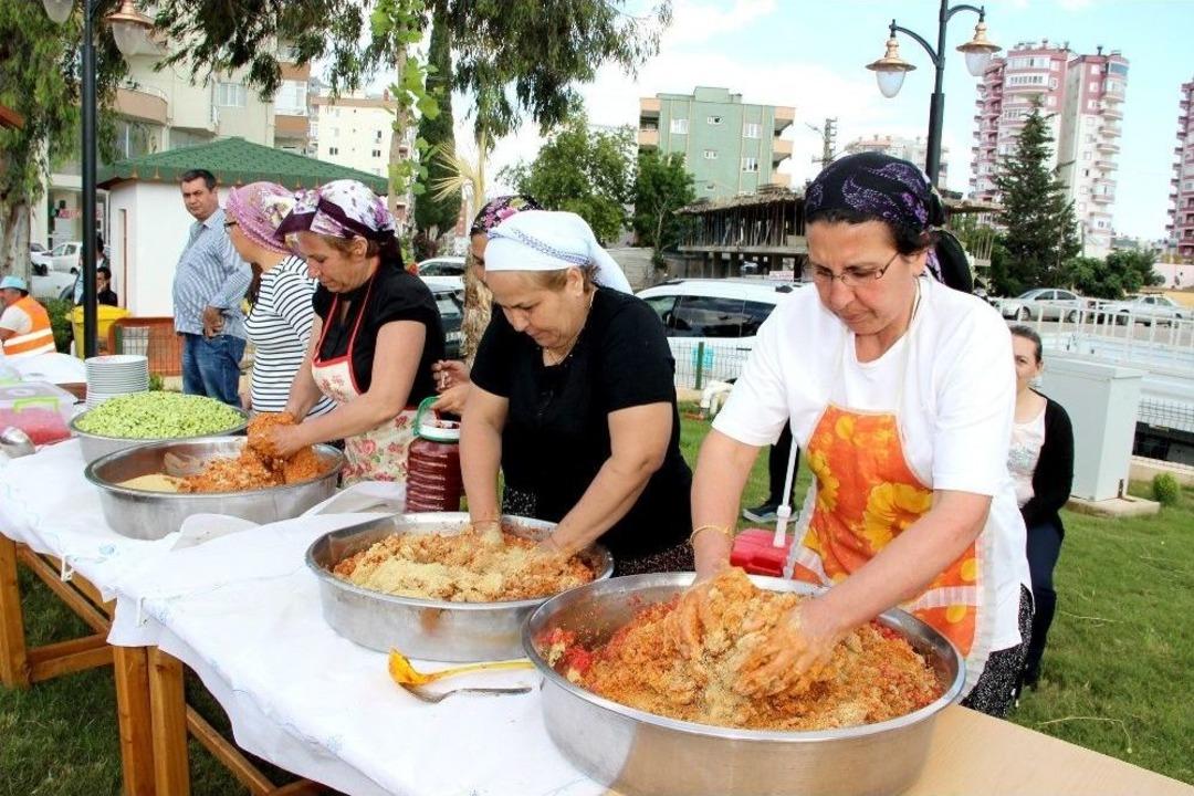 Festivalde En G&uuml;zel Batırık İ&ccedil;in Yarıştılar