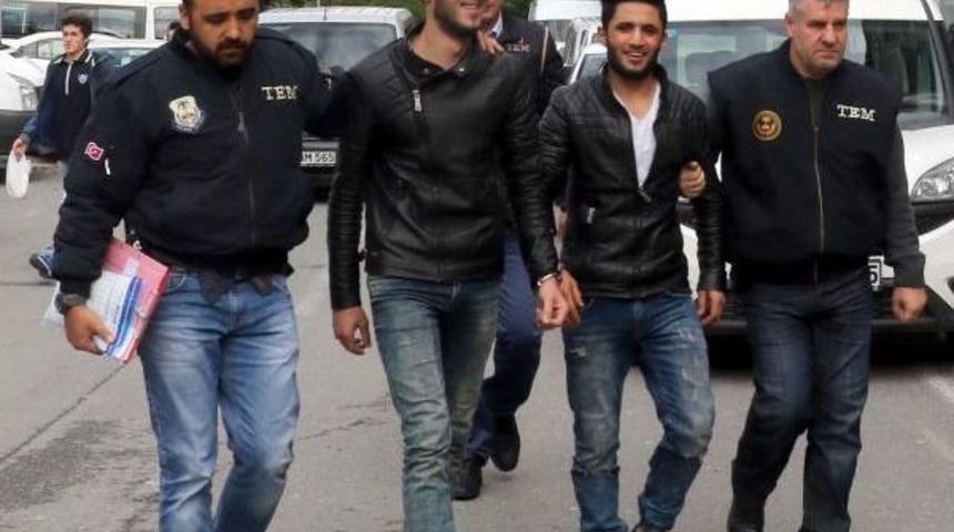 Deaş &Uuml;yesi Olduğu Iddia Edilen 6 Iraklı G&ouml;zaltına Alındı