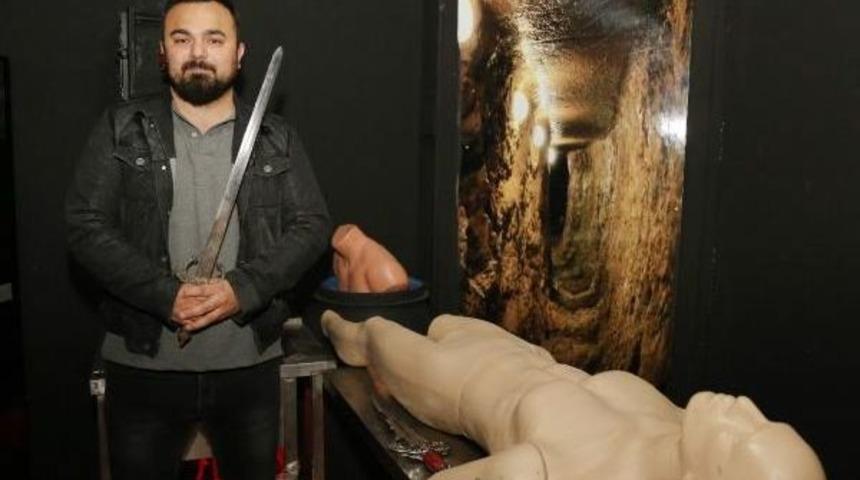 Korku Evi 'hostel' Oldu