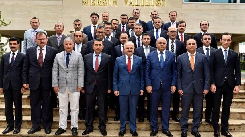 Vali &Ccedil;akacak, &Ccedil;evre İl Ve İl&ccedil;elerden &Ccedil;alışma Ziyaretine Gelen Kaymakamlarla Buluştu