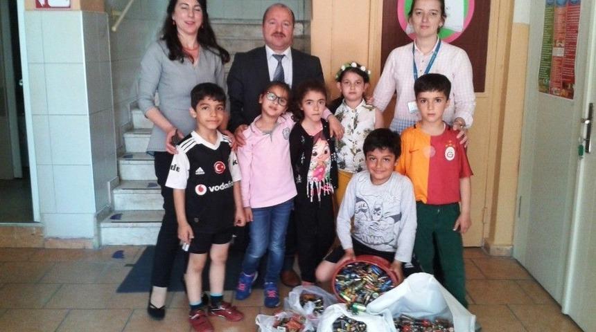 &Ouml;ğrenciler 350 Kilo Atık Pil Topladı