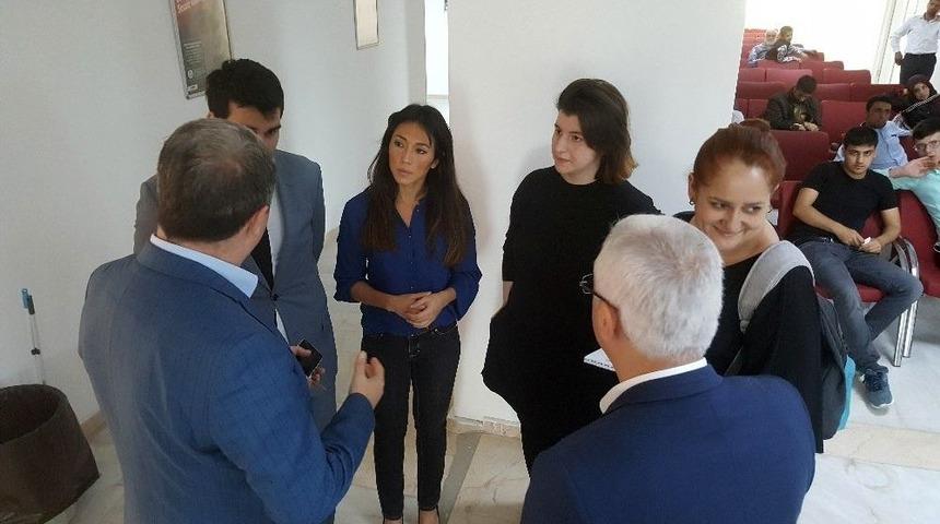 Brezilyalı &Uuml;nl&uuml; Aktris Daniele Suzuki Sultanbeyli&rsquo;de