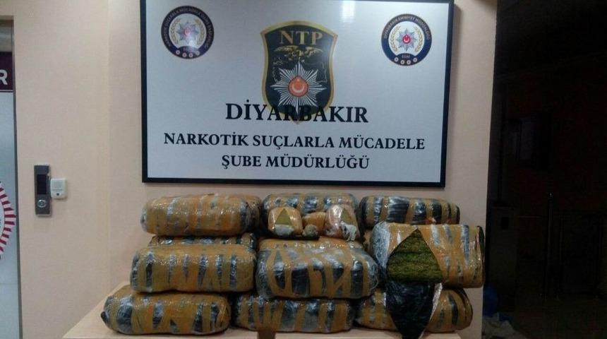 Diyarbakır&rsquo;da 138 Kilogram Esrar Ele Ge&ccedil;irildi