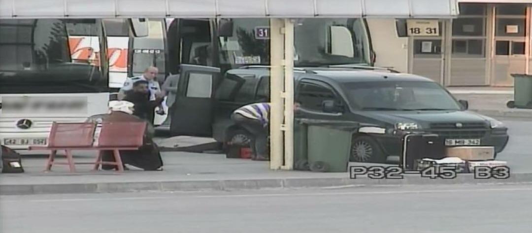 (&ouml;zel Haber) Bursa Terminalinde Nefes Kesen Kovalamaca