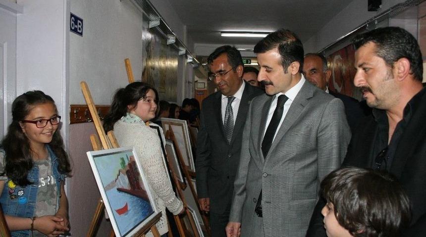 Sungurlu&rsquo;da G&ouml;rsel Sanatlar Teknoloji Ve Tasarım Sergisi