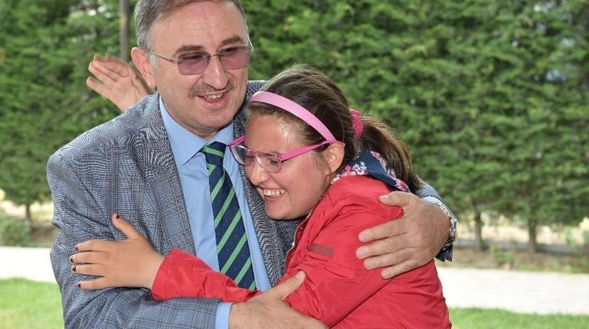 Engelliler Dayanışma Yemeğinde Buluştu