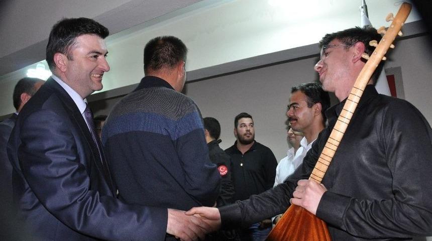 &Ouml;ğretmenlerden T&uuml;rk Halk M&uuml;ziği Konseri