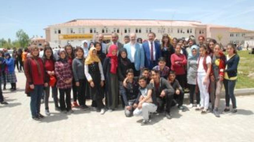 Tuşba&rsquo;da &ldquo;gen&ccedil;lerin Geleceğe Hazırlanması Ve Mesleki Rehberlik&rdquo; Programı